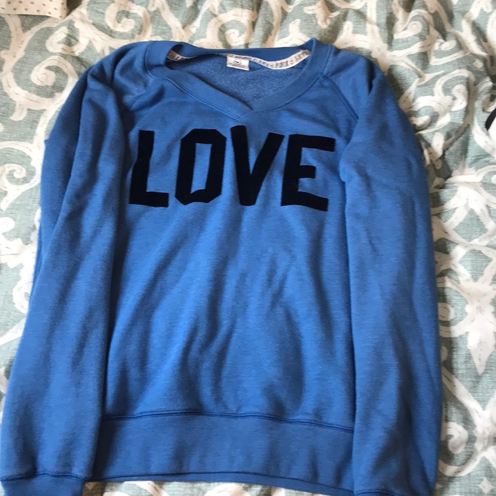 Pull over sweatshirt